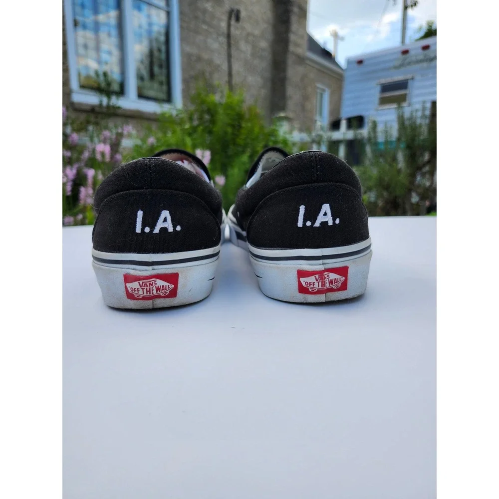 Vans Customs Classic Slip-On Black Canvas Lightning Bolt Mens 10 I.A. Embroidery